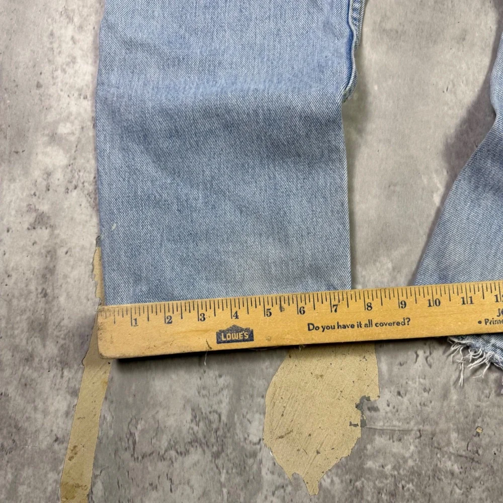 Levis 505 Regular Fit Jeans Light Wash Distressed Denim 33x32 Mens Straight Leg